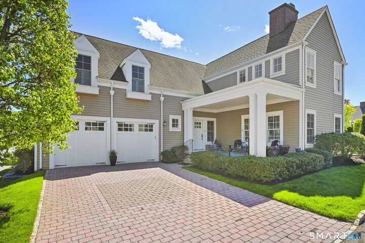 Property Photo:  77 Havemeyer Lane 32  CT 06902 