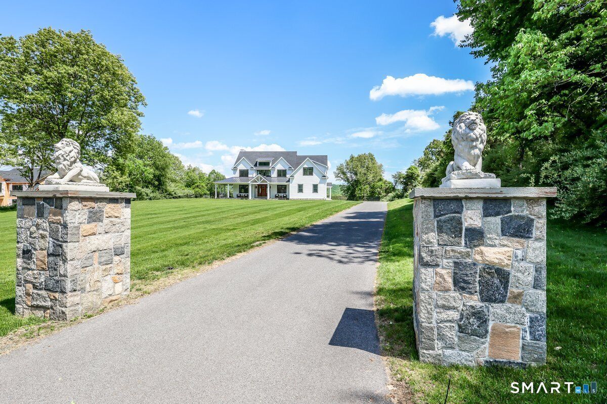 Property Photo:  2 Pond View Lane  CT 06784 