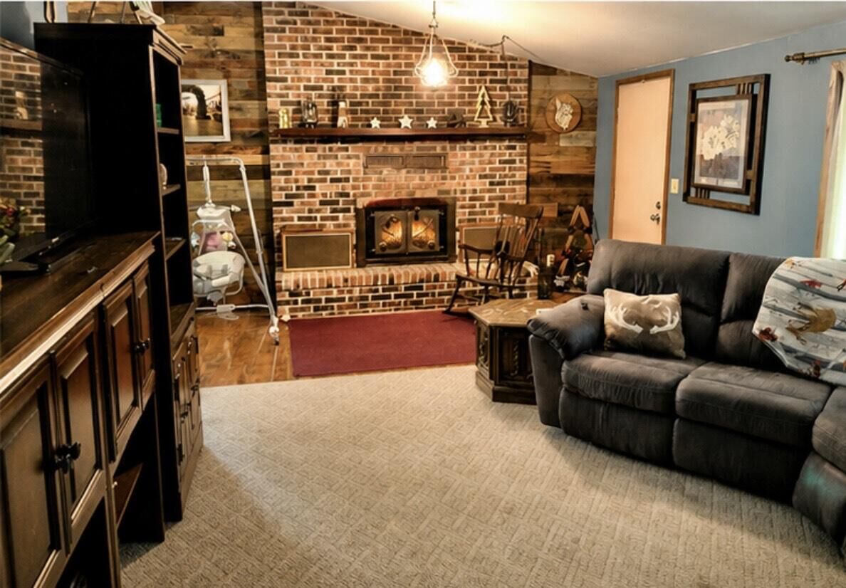 Property Photo:  152 Obenshain Lane  MO 64854 