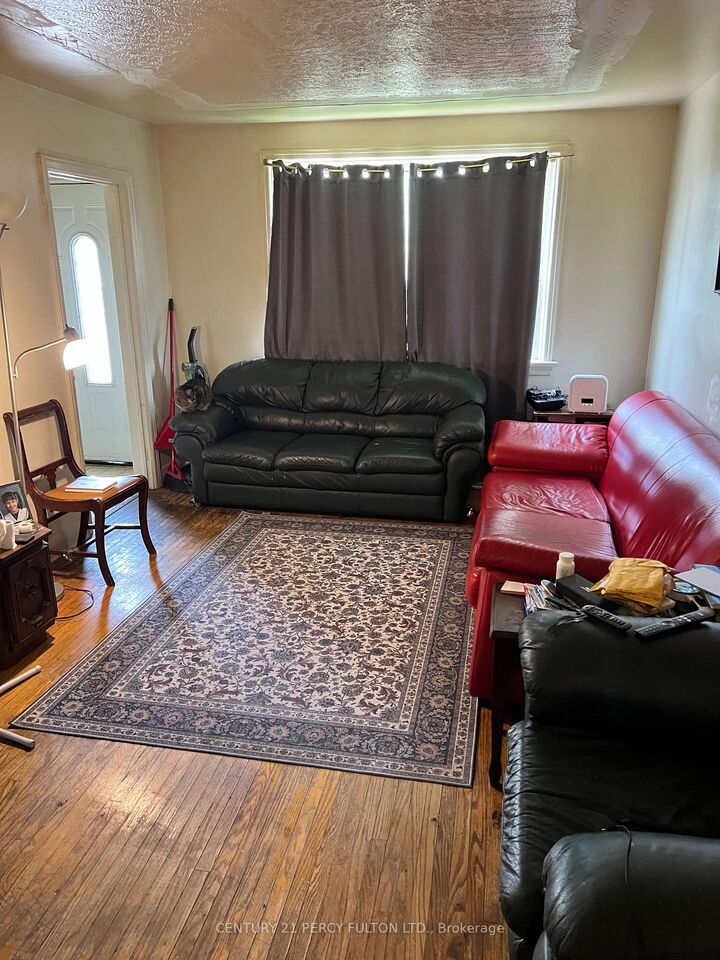 Property Photo: 144 Park Street ON M1N 2P5
