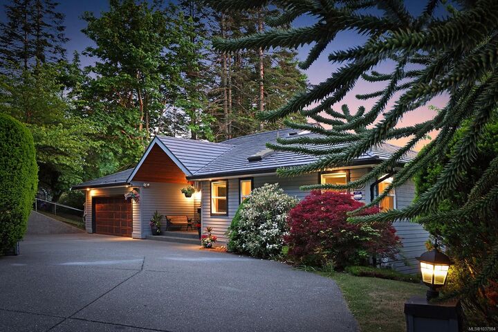 Property Photo: 1409 Valley View Dr BC V9N 8T2