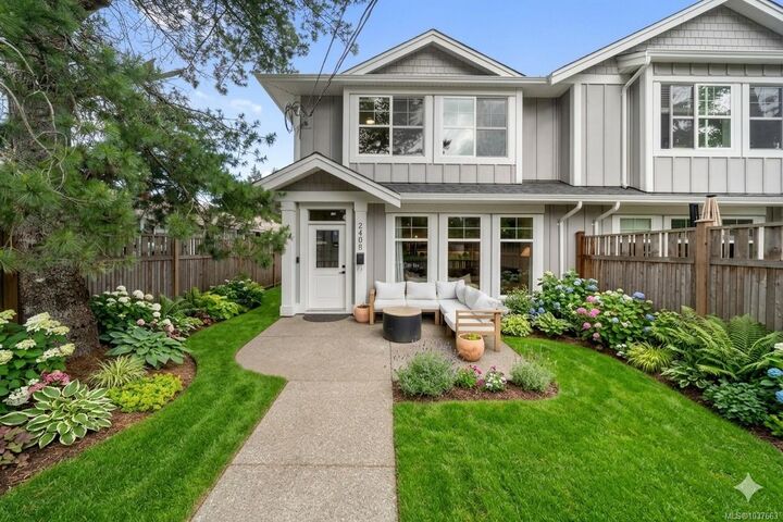 Property Photo:  240 Woods Ave B  BC V9N 3Y8 