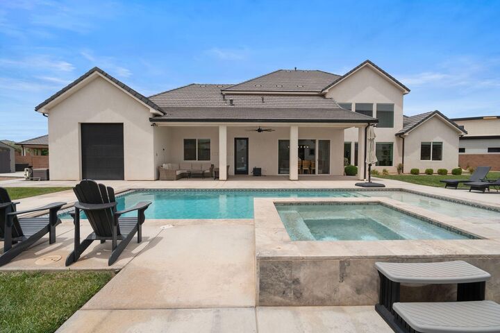 Property Photo:  2278 E Tawny Ridge Cir  UT 84790 