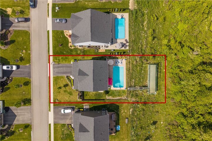 Property Photo:  250 Regency Drive  PA 15330 