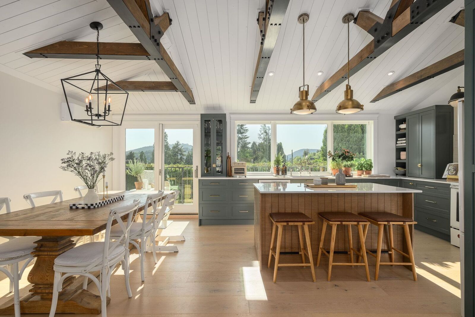 Property Photo: 580 Ioco Road BC V3H 2W2
