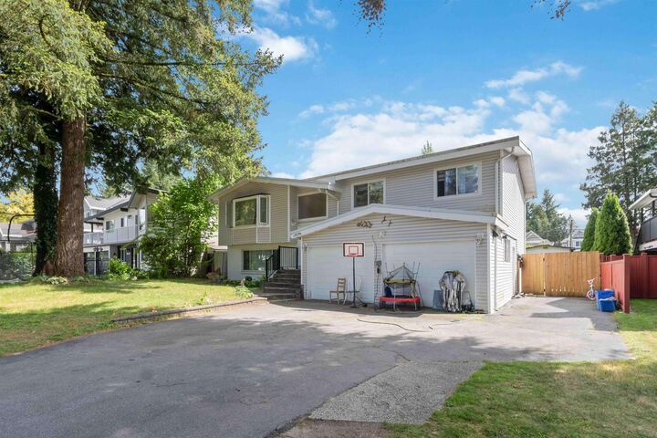 19536 118B Avenue — photo 1
