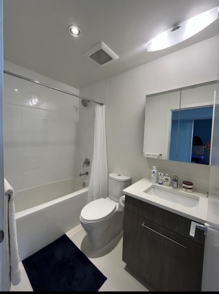 Property Photo: 691 North Road 1306 BC V3J 0H9