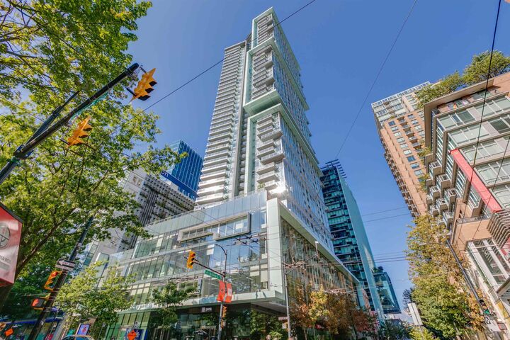 777 Richards Street 2608 — photo 1