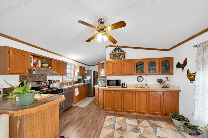 Property Photo: 300 E Main St Lot 5 SD 57744
