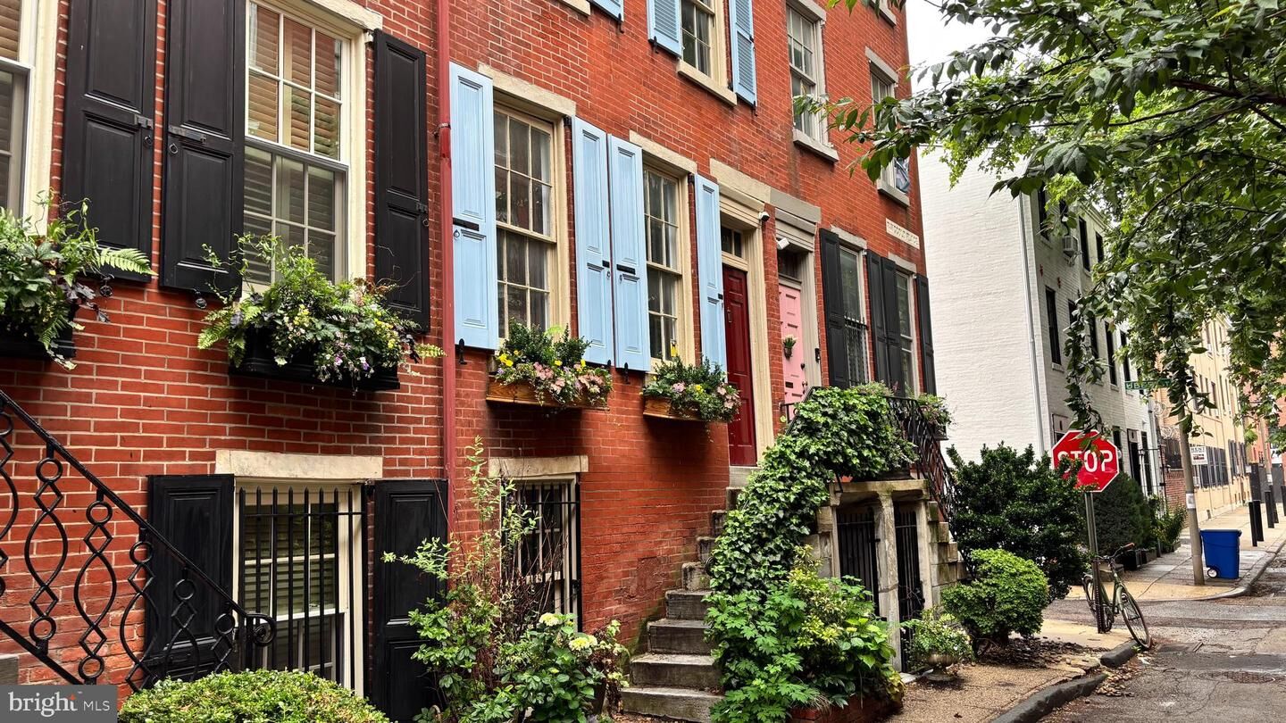 Property Photo: 1922 Waverly Street PA 19146