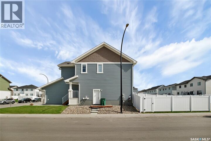 Property Photo: 503 Schmeiser Avenue SK S7V 1P2