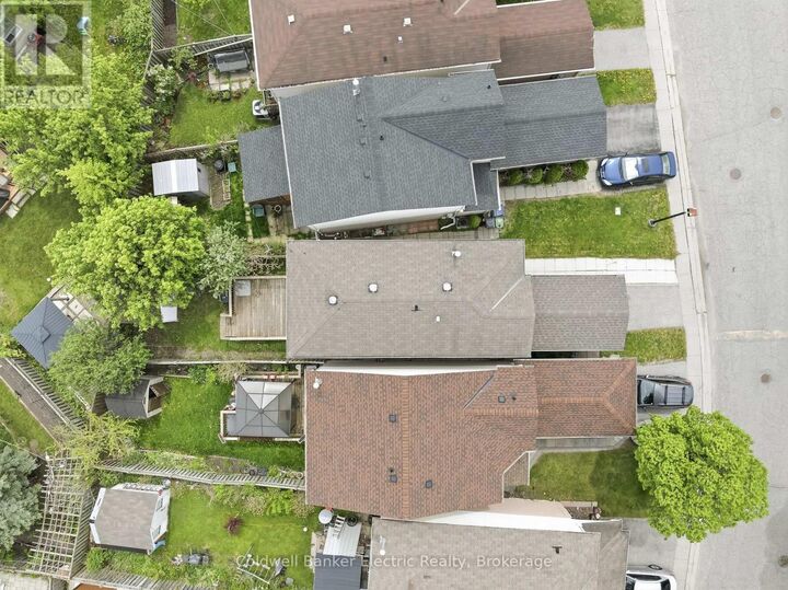 Property Photo:  80 Plumrose Pathway  ON M1B 4B1 