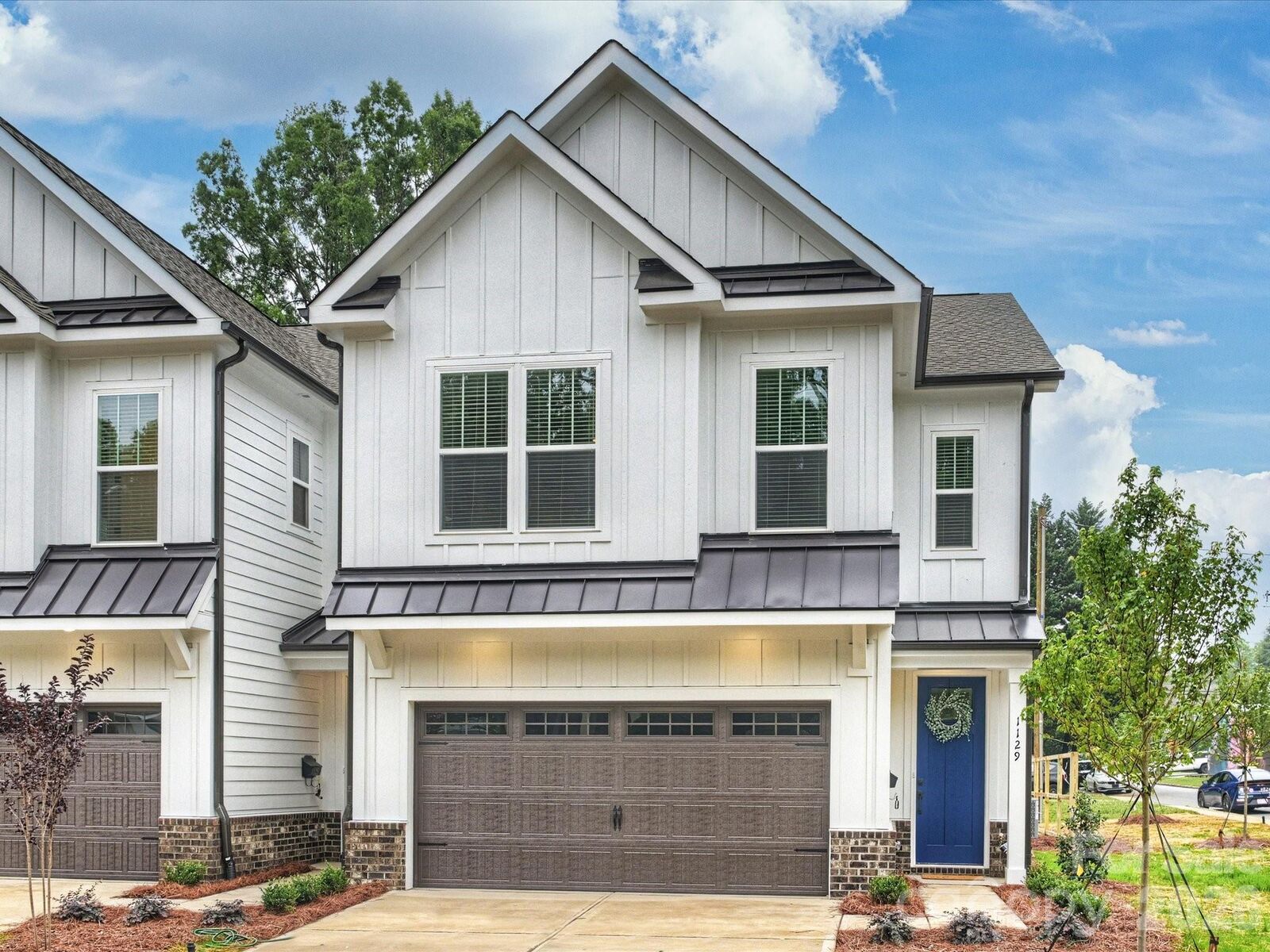 Property Photo:  1129 E 35th Street  NC 28205 