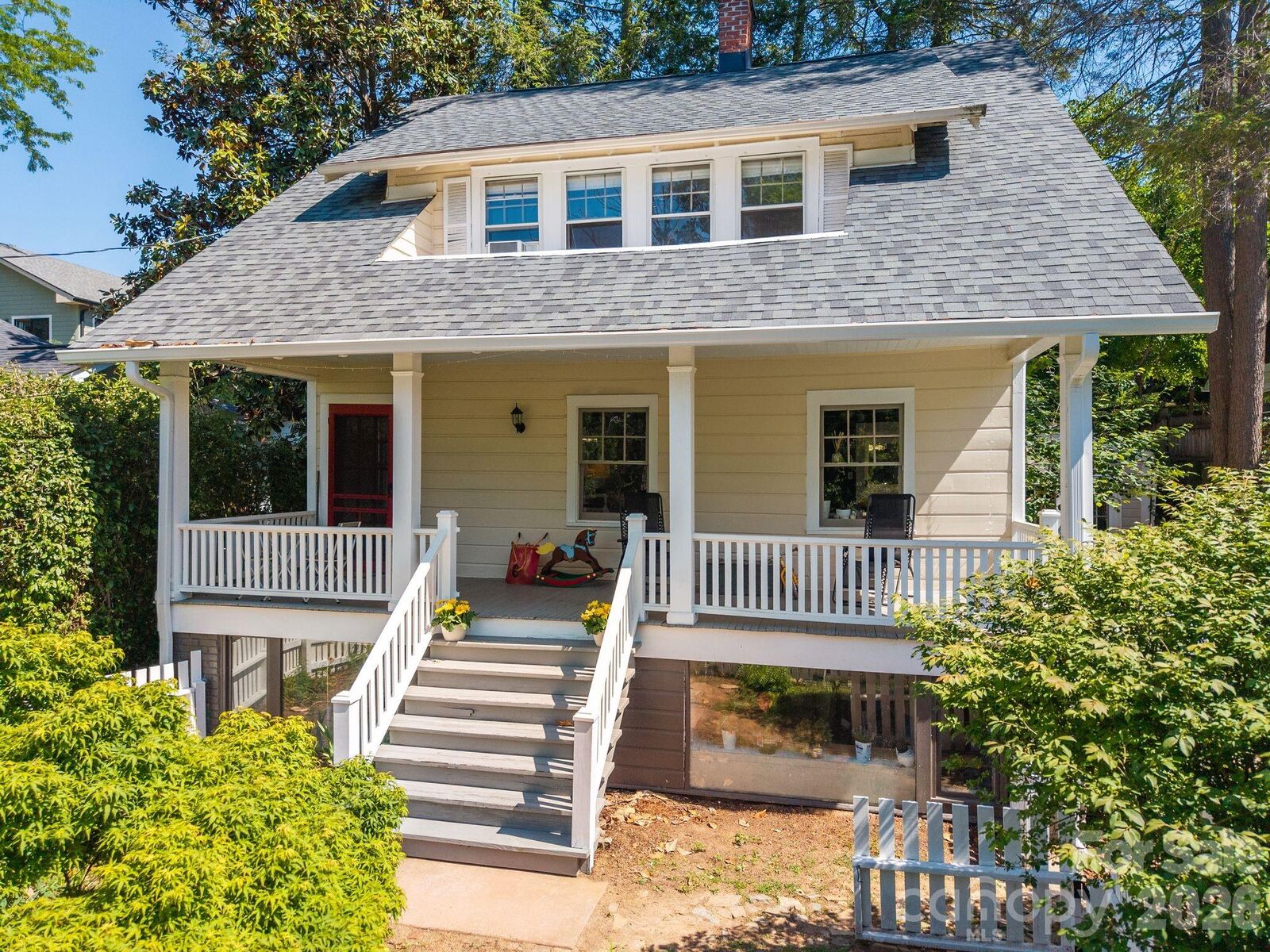 Property Photo:  238 Forest Hill Drive  NC 28803 
