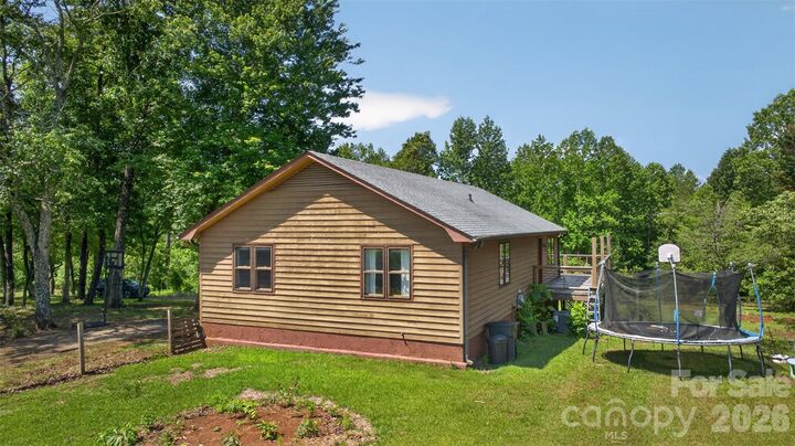 Property Photo:  66 Misery Ridge Trail  NC 28756 