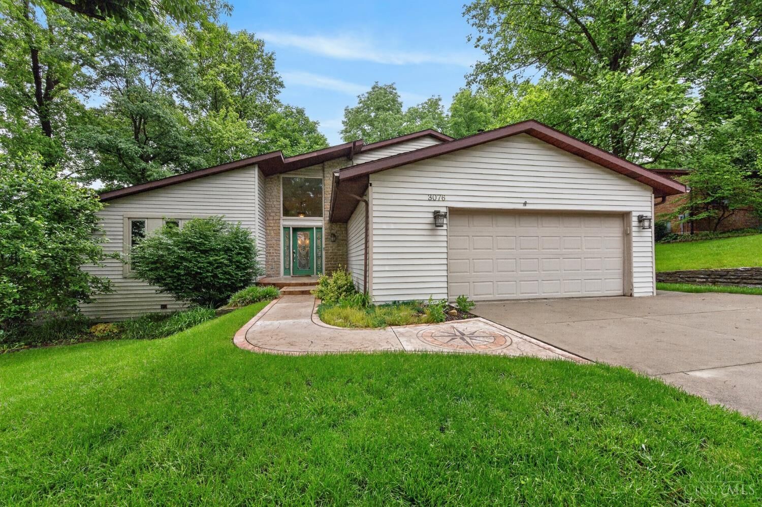 Property Photo:  3076 Woodside Drive  OH 45014 