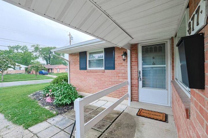 Property Photo:  877 Tivoli Lane  OH 45246 