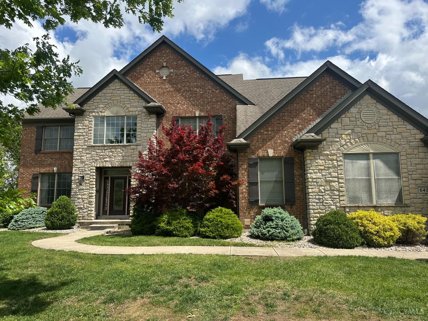 Property Photo: 6451 Shady Oak Lane OH 45040