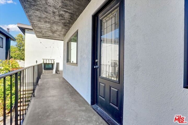 Property Photo: 5726 Woodman Ave CA 91401