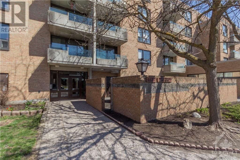 Property Photo:  1177 Belanger Avenue 413  ON K1H 8N7 