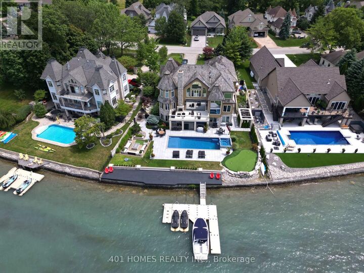 Property Photo:  257 Crystal Bay Drive East  ON N9V 4C4 