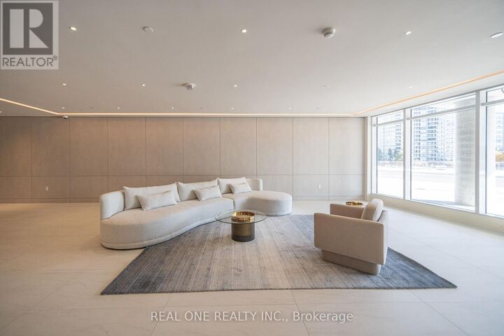 Property Photo:  30 Upper Mall Way 1408  ON L4J 0L7 