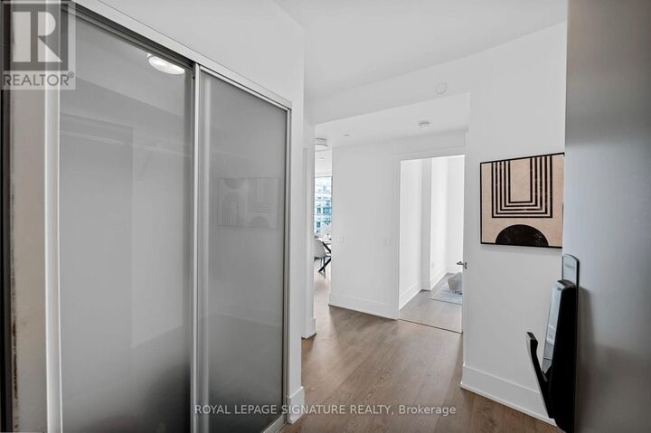 Property Photo:  10 York Street 3003  ON M5J 0E1 
