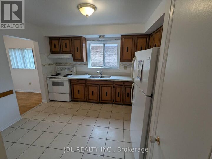 Property Photo:  22 Cudham Drive  ON M1S 2J6 