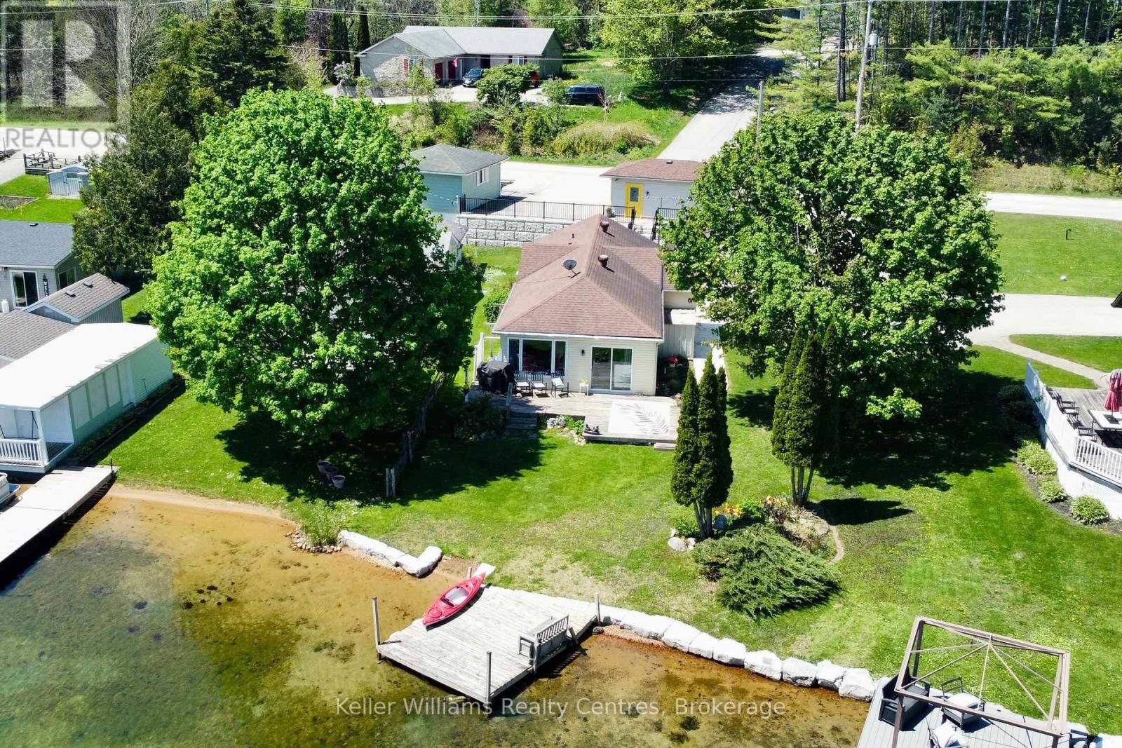 Property Photo: 419 Lake Rosalind Road 4 ON N4N 3B9