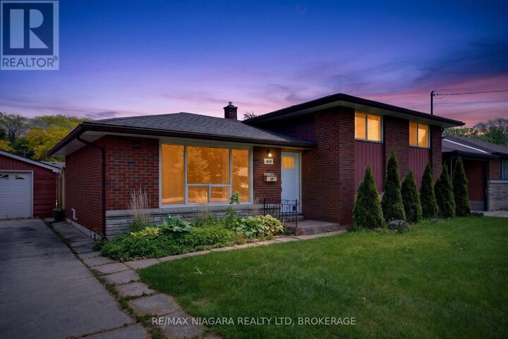 Property Photo: 414 Bunting Road ON L2M 3Z2