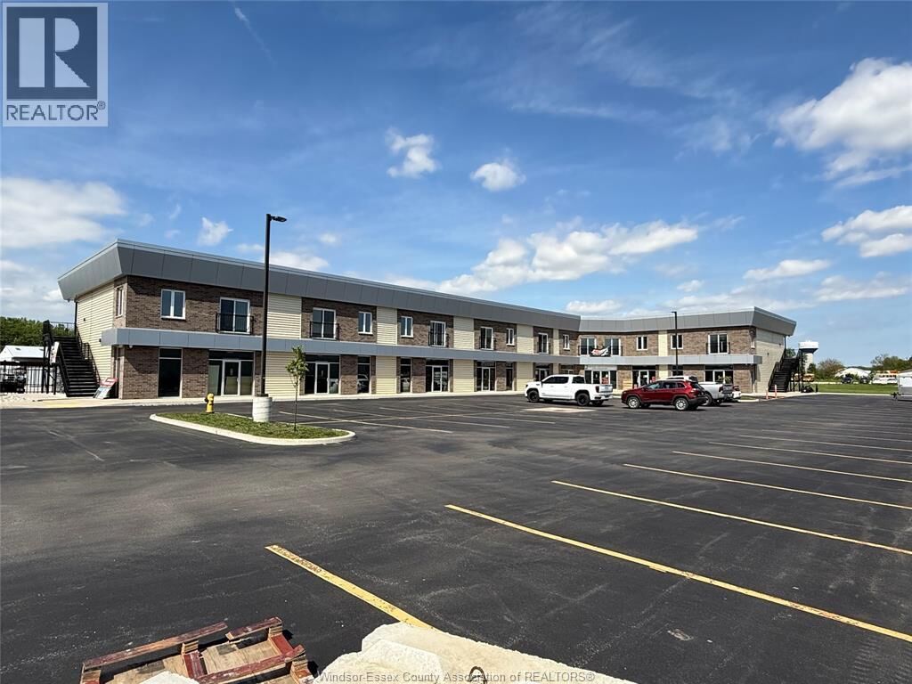 Property Photo:  15 Renaud Street 206  ON N9V 4A9 