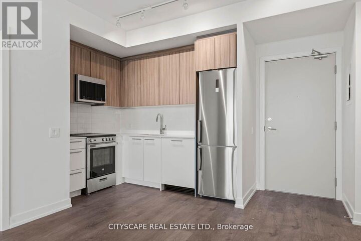 Property Photo:  225 Veterans Drive 706  ON L7A 5L7 