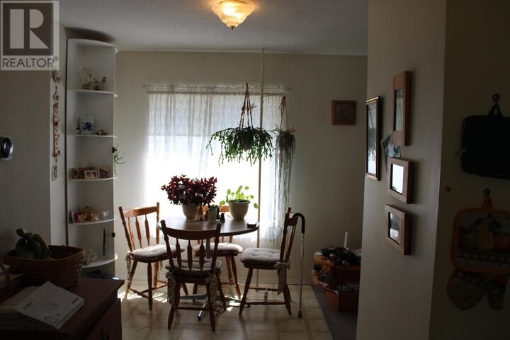 Property Photo: 13 Kenogami Ave N ON P7A 6C5