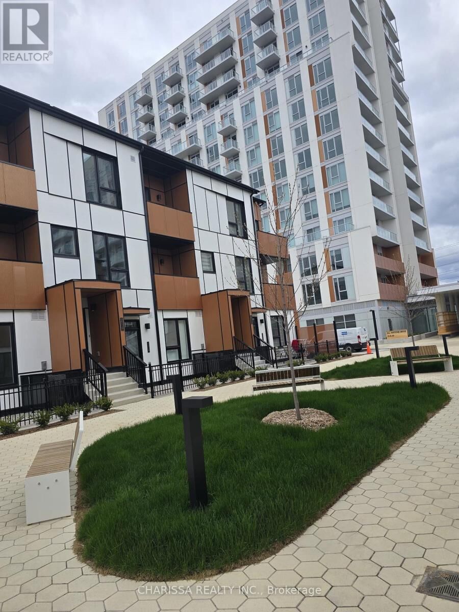 Property Photo:  42 All Nations Drive Th2 - 115  ON L7A 5M4 
