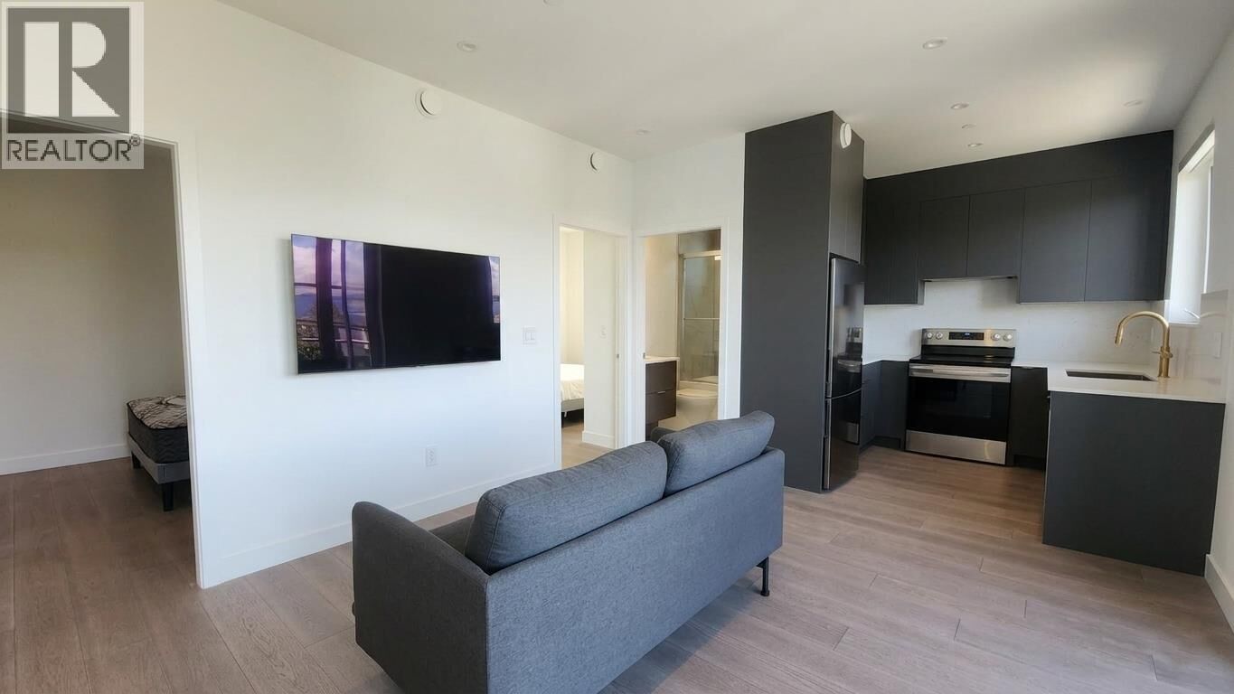 Property Photo:  3550 Quesnel Drive Garden Lvl  BC V6L 2W6 