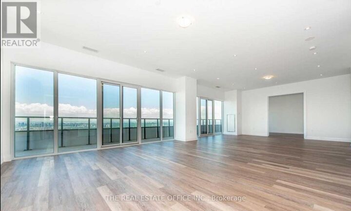 Property Photo: 30 Shore Breeze Drive 6601 ON M8V 1A1