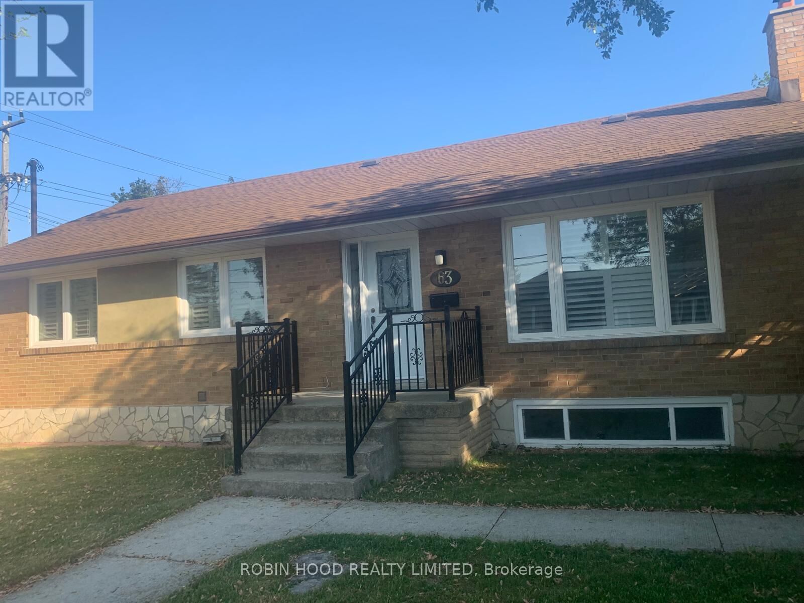 Property Photo: 63 Pachino Boulevard Main ON M1R 4J6