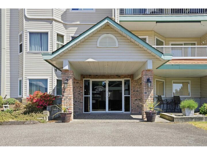 Property Photo: 46966 Yale Road 304 BC V2P 2S7