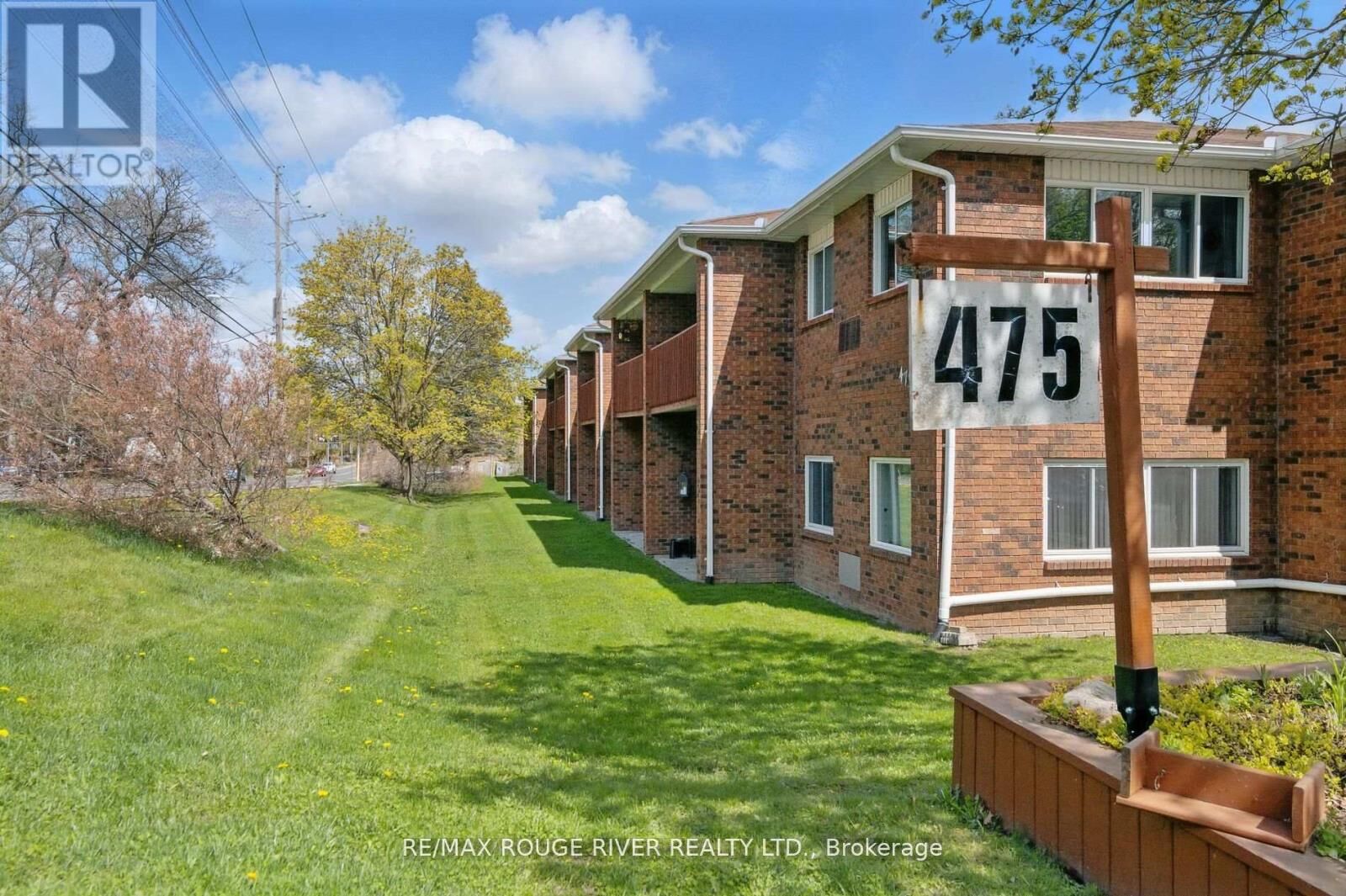 Property Photo: 475 Parkhill Road West 222 ON K9H 7M5