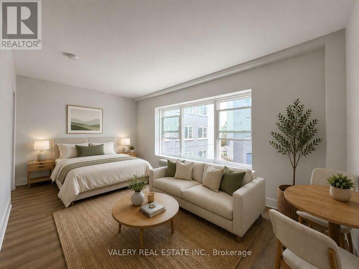 Property Photo:  50 Selkirk Street 104  ON K1L 6M9 