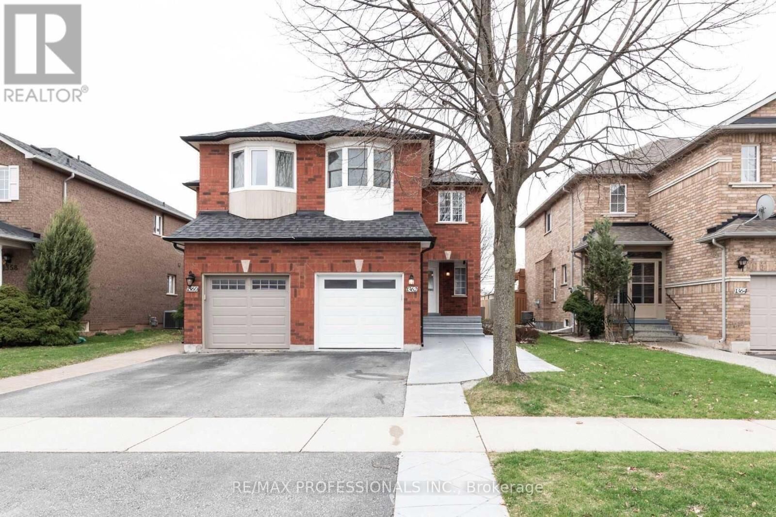 Property Photo: 1362 Brookstar Drive ON L6M 3W1