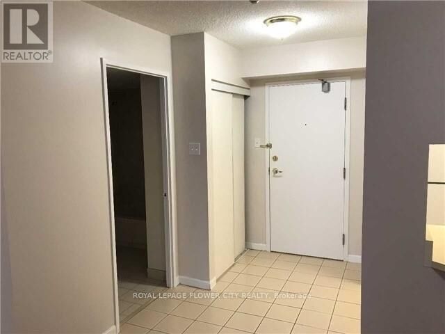 Property Photo:  12 Laurelcrest Street 303  ON L6S 5Y4 