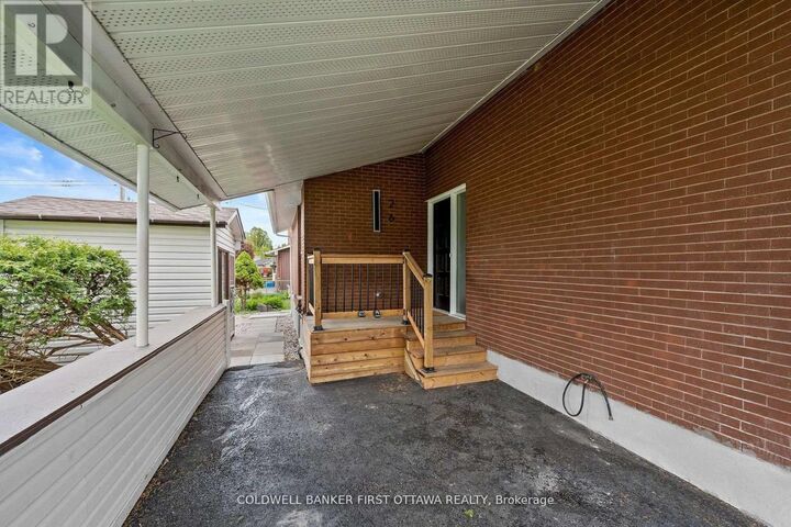 Property Photo: 26 Spring Garden Avenue ON K2G 3B4