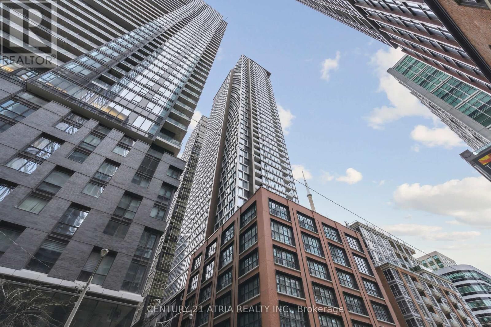 Property Photo:  55 Mercer Street Lph05  ON M5V 0W4 