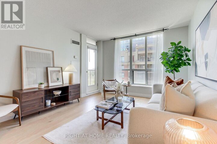 Property Photo:  55 Harrison Garden Boulevard 907  ON M2N 7G3 
