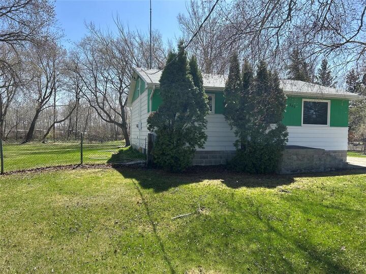 Property Photo: 361 Jordan Street East MB R0J 1P0