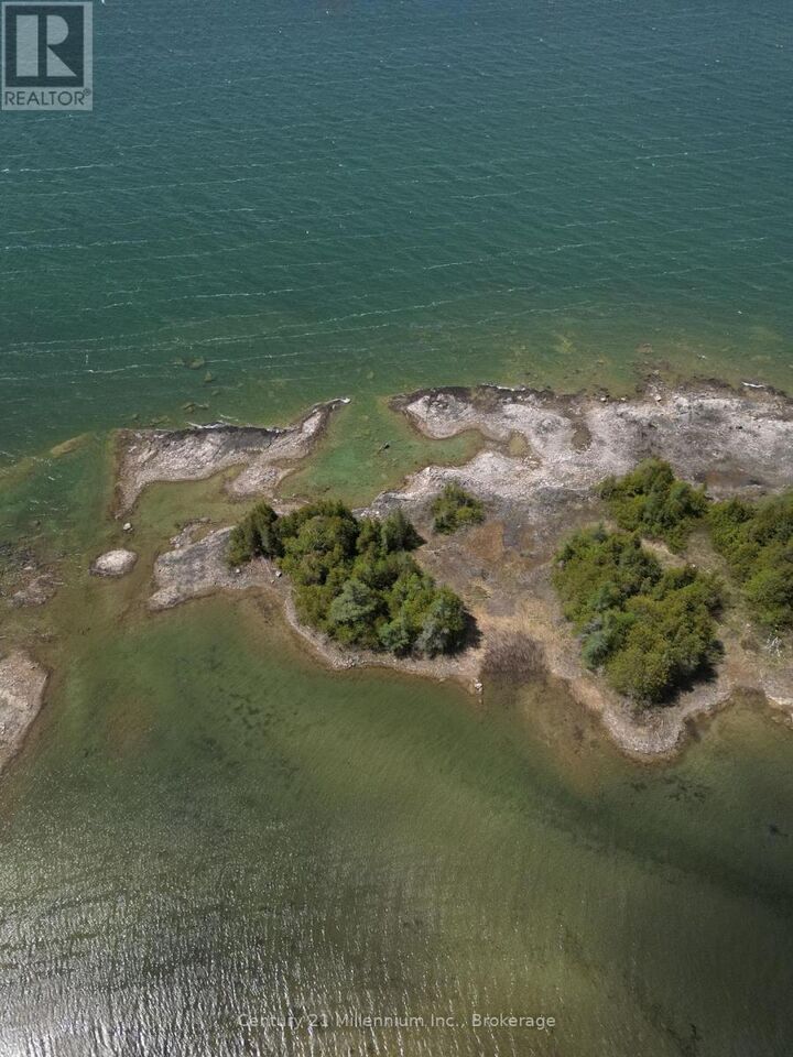 Photo de la propriété:  45A & 45B Island  ON N0H 2T0 