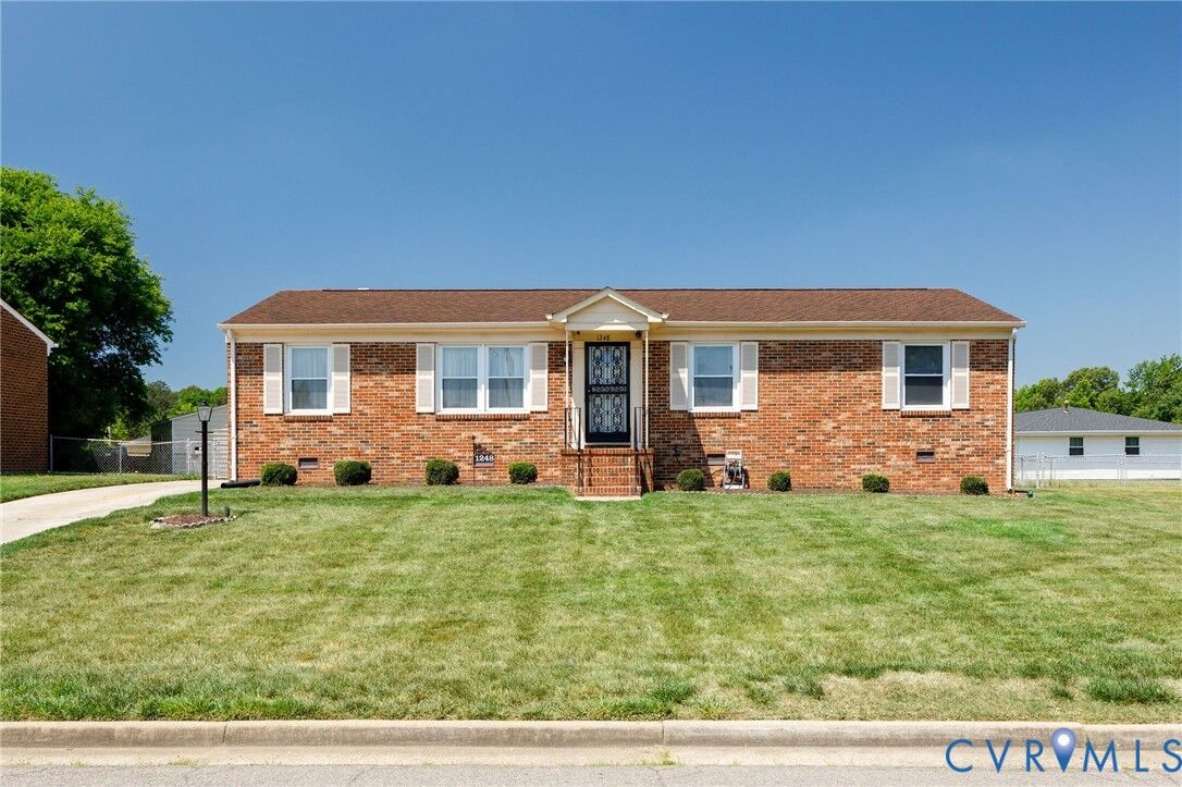 Property Photo:  1248 E Valor Drive  VA 23803 
