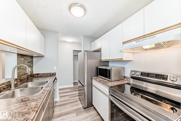 Property Photo: 2508 50 Street NW 306 AB T6L 6X9