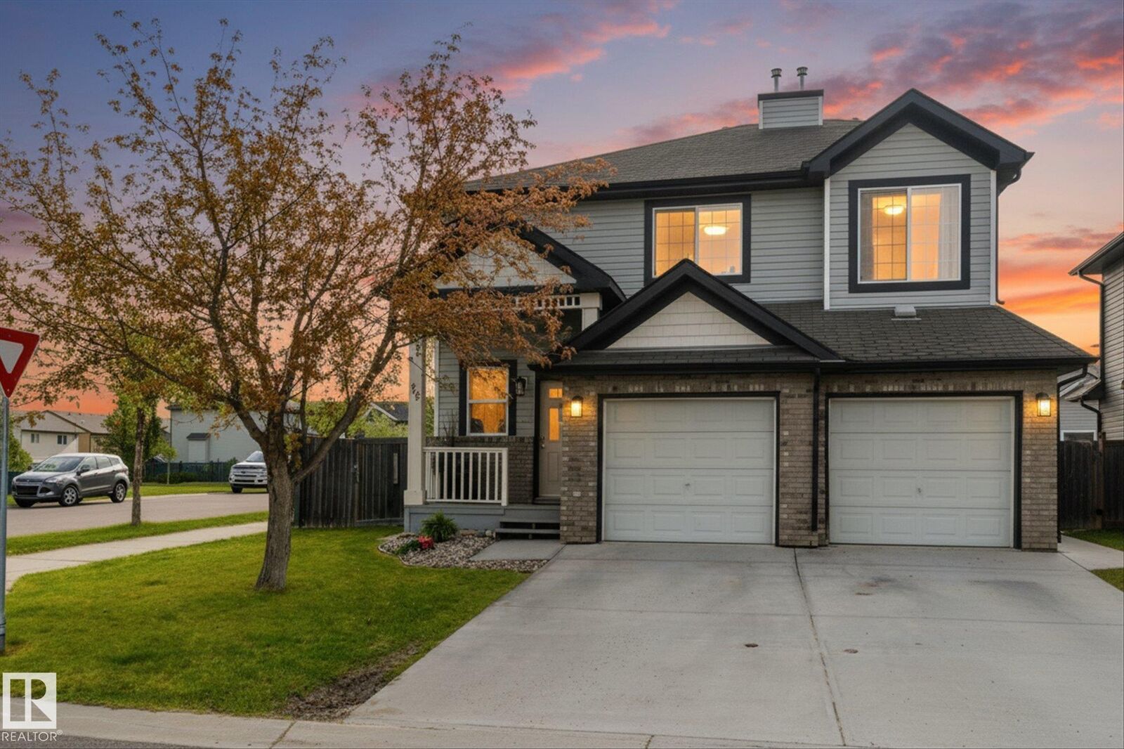 Property Photo:  32 Vista Street  AB T7X 4P6 